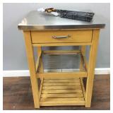 KITCHEN ISLAND WITH KABOB BASKETS