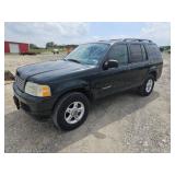 *2004 Ford Explorer