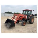 Kubota M6800 Cab/Air 2WD w/GB440 Loader