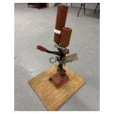 MEC Sizemaster Model SM82 w/Stand
