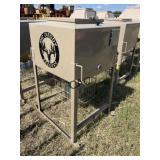 NEW Big Daddy Deer Feeder