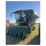 John Deere 7445 Combine