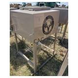 NEW Big Daddy Deer Feeder