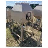 NEW Big Daddy Deer Feeder