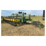 John Deere 1770 Conservation MaxEmergePlus Planter