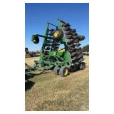 John Deere 1890CCS Air Seeder