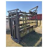 MAC Cattle Chute w/CountyLine Head Gate