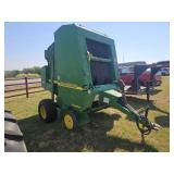 John Deere 467 MegaWide CoverEdge Baler