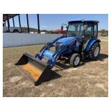 New Holland Boomer 37 Cab/Air w/250TL Loader 4WD
