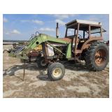 International 966 w/JD 146 Loader/Plate