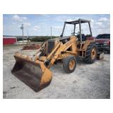 Case 480D Landscape Tractor