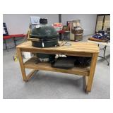 Big Green Egg w/Table and Cover