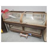 Travis Club Vintage Humidor Display