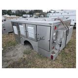 Deerskin Animal Control Box w/Tommy Gate