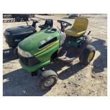John Deere LA110 Riding Mower