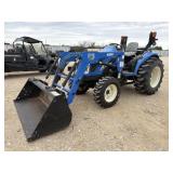 New Holland TC35DA HST 4WD w/M300 Loader/Bucket
