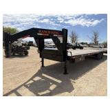 *2022 Ranch King 32' GN Flatbed Trailer