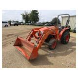 Kubota L3901 4WD w/LA525 Loader/Bucket