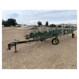 John Deere 704 16-Wheel Hay Rake