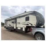 *2017 Puma 373-QSI Toy Hauler