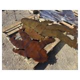 2pcs of Metal Bigfoot Garden Art