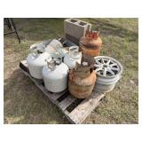 Pallet Lot of Propane Tanks