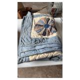 Dresden Plate Patchwork Quilt Block