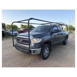 *2014 Toyota Tundra SR5 V8