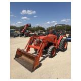 Kubota L2800 4WD w/LA463 Loader/Bucket
