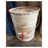 NEW 5 Gal Valspar Barn & Fence White Paint