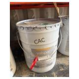 NEW 5 Gal Valspar Barn & Fence White Paint