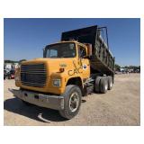 **1989 Ford L8000 Dump Truck