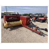 New Holland 570 Square Baler