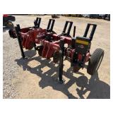3pt Unverferth ZoneBuilder 132 Disc Ripper