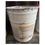 NEW 5 Gal Valspar Barn & Fence White Paint