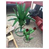 Lot of 2 Metal Yard Art Pieces