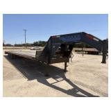 *2022 Traxx 40' Gooseneck Tandem Dual w/Dovetail
