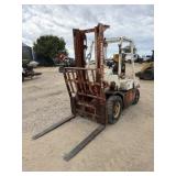Nissan 50 Gas Forklift