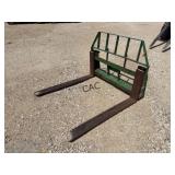Armstrong Ag JD Pallet Forks