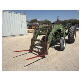 John Deere 2440 2WD w/JD 146 Loader/Bucket