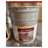 5 Gallons Majic Town & Country Classic Red Paint