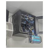 Surveillance System w/2 Screens & Security Cameras