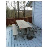Picnic table
