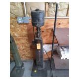 Wire stitching machine