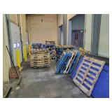 75 Wooden pallets
