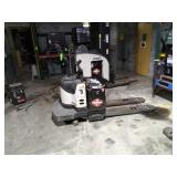 Crown electric pallet truck