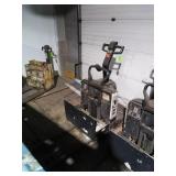 Crown electric pallet truck
