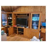 Entertainment center cabinet