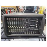Mackie  808S Fr series powered mixer