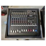 Mackie DFX-12